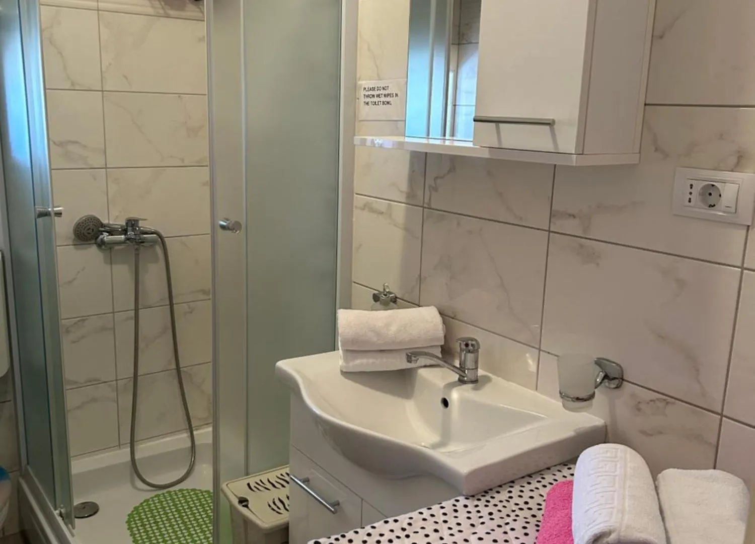 Nilaj Apartment Split
