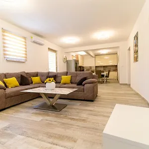 Apartament The Place Okrug Gornji, Trogir